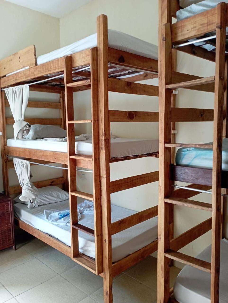 סלבאדור Hostel Sol Da Barra מראה חיצוני תמונה